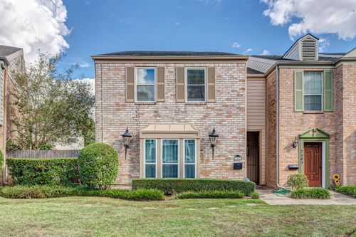 7547-7547 Brompton St, Houston, TX, 77025-2268 | Card Image