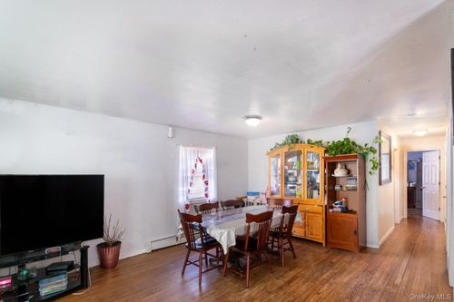 39 Brooklyn Ave, Wyandanch, NY, 11798-3811 | Card Image