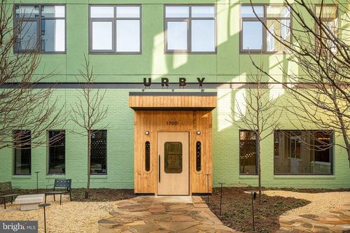 1b-119-1700 N Front St, PHILADELPHIA, PA, 19122-3261 | Card Image