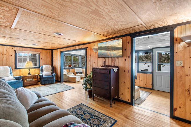 14-web-or-mls-201B 27 1-4-26 7-8 Ave-27.jpg | Image 18