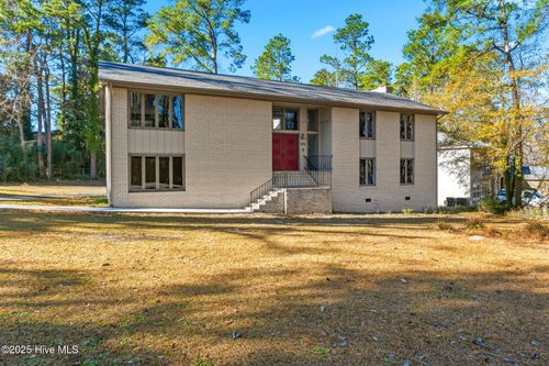 1431 Cumberland Cir, Rockingham, NC, 28379-3176 | Card Image