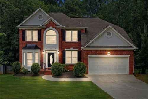 6353 Chestnut Pkwy, Flowery Branch, GA, 30542-3872 | Card Image