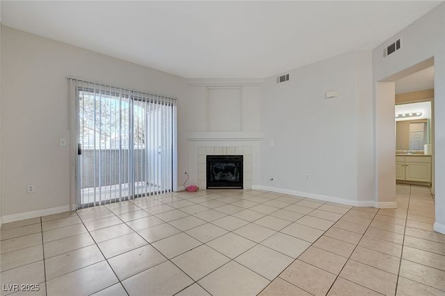 1135 - 1881 W Alexander Rd, Condo with 2 bedrooms, 2 bathrooms and null parking in North Las Vegas NV | Image 4