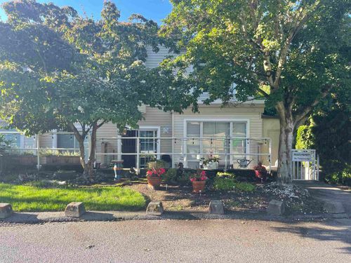 8-1169 Vidal St, White Rock, BC, V4B3T4 | Card Image