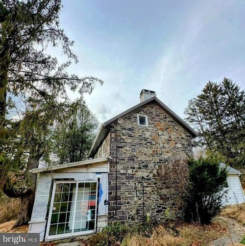 1885 Mountainview Dr, QUAKERTOWN, PA, 18951-5803 | Card Image