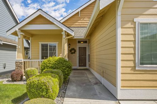 7912 W 21st Ave, Kennewick, WA, 99338-9162 | Card Image