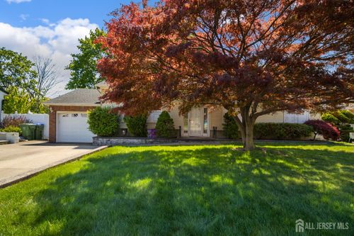 5 Elizabeth Court, Edison, NJ, 08817 | Card Image