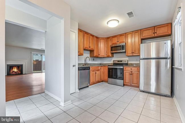 1701 W Bancroft Ln, Townhouse with 2 bedrooms, 1 bathrooms and null parking in CROFTON MD | Image 12