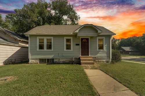 350 E Clark Ave, Augusta, KS, 67010-1514 | Card Image