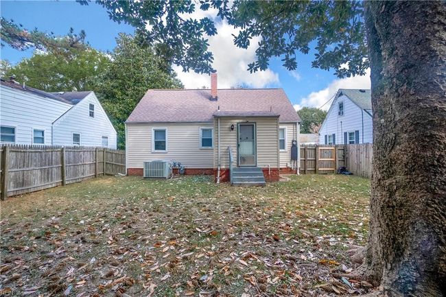 227 Lenox Ave, House other with 4 bedrooms, 1 bathrooms and null parking in Norfolk VA | Image 24