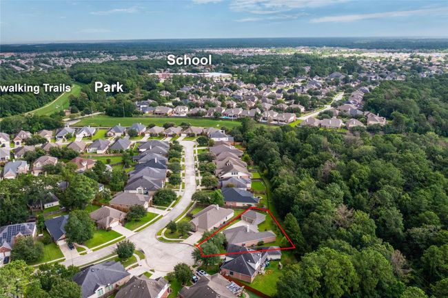 Cardinal Sports Park and Broadway Elementary School are just around the corner for easy commutes to school or afternoon fun. | Image 32