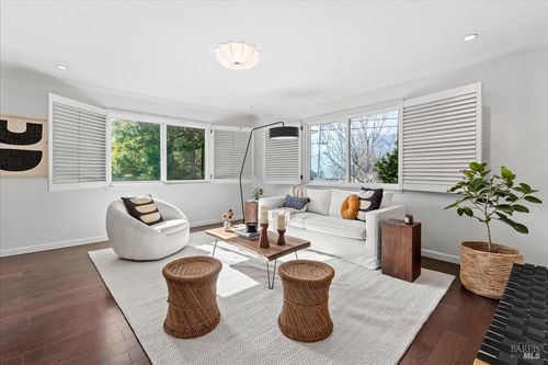 841 Chamberlain Ct, Mill Valley, CA, 94941-3754 | Card Image