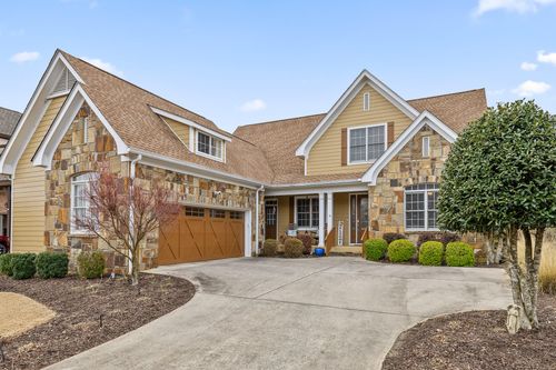 725 Black Creek Drive, Chattanooga, TN, 37419 | Card Image