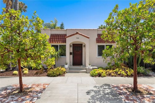 788 Roswell Ave, Long Beach, CA, 90804-5515 | Card Image