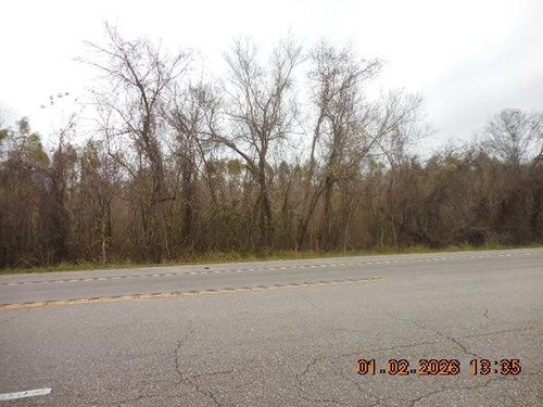 8753001 England St, New Orleans, LA, 70131 | Card Image