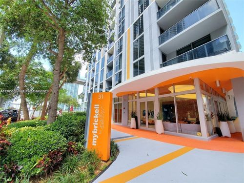 505-31 Se 6th St, Miami, FL, 33131-3098 | Card Image