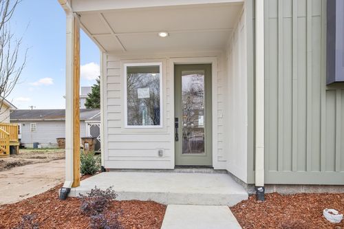 914 Smiley St, Nashville, TN, 37206-4182 | Card Image