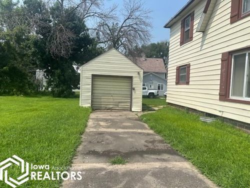 310 2nd St Nw, Clarion, IA, 50525-1007 | Card Image