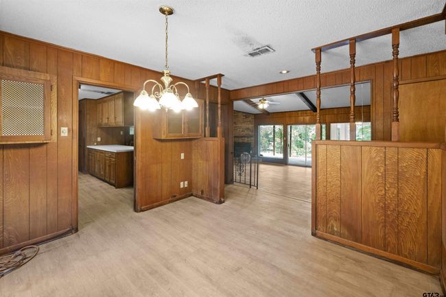 20568 State Highway 110 S, House other with 4 bedrooms, 3 bathrooms and null parking in Troup TX | Image 31