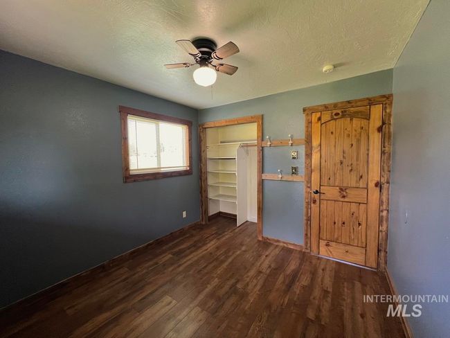 13974 Rustic Rd, House other with 3 bedrooms, 2 bathrooms and 3 parking in McCall ID | Image 11
