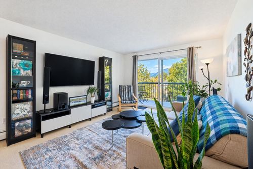 312-2320 Trinity St, Vancouver, BC, V5L4W7 | Card Image