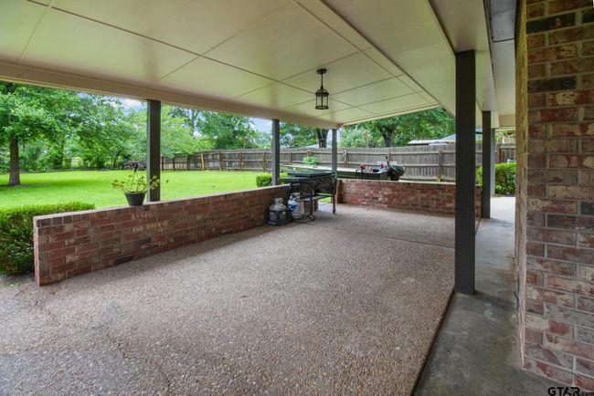 201 Karla Dr, House other with 3 bedrooms, 2 bathrooms and null parking in Whitehouse TX | Image 31