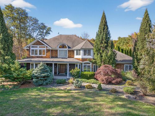 3 Cutler Ct, Suffern, NY, 10901-2708 | Card Image