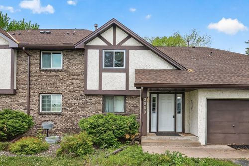 8-3060 109th Ln Nw, Coon Rapids, MN, 55433-3493 | Card Image