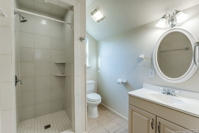 1588 Winding Creek Trl, House other with 4 bedrooms, 3 bathrooms and null parking in Spring Branch TX | Image 20