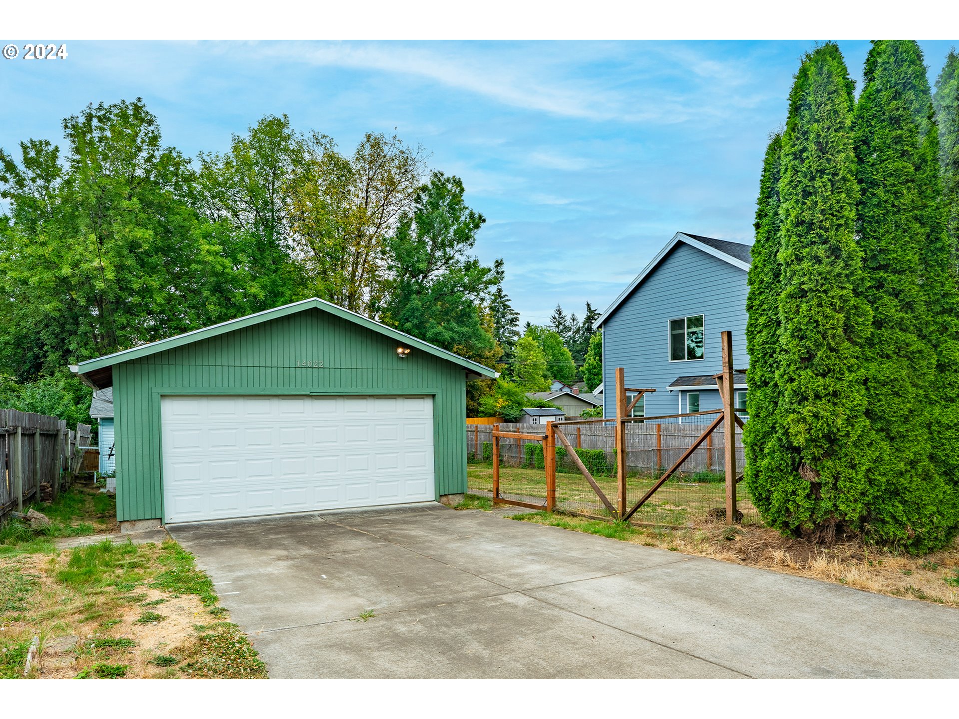 Lee Ave, Portland, OR 97267