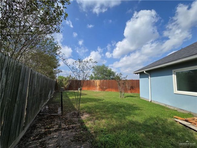 View of yard | Image 22