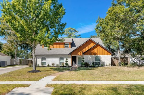 1119 Woodland Dr, El Lago, TX, 77586-6044 | Card Image