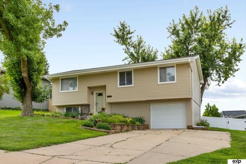 4112 N 213th Cir, Elkhorn, NE, 68022-1046 | Card Image