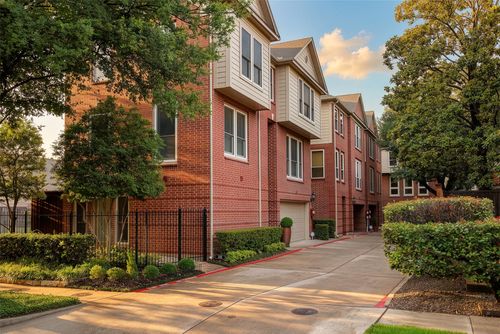 d-4415 Holland Ave, Dallas, TX, 75219-5736 | Card Image