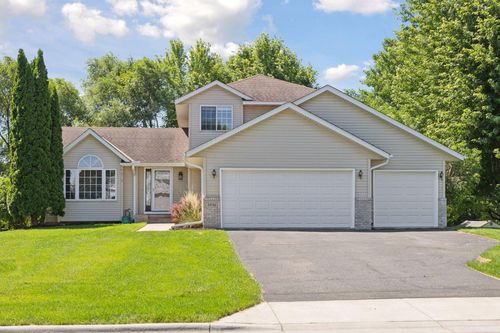 3936 Homestead Dr, Woodbury, MN, 55125-8412 | Card Image