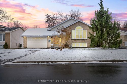 34 Wellington St E, Cornwall, ON, K6H6E5 | Card Image