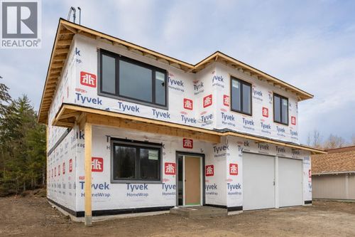 162 James St, Grindrod, BC, V0E1Y0 | Card Image