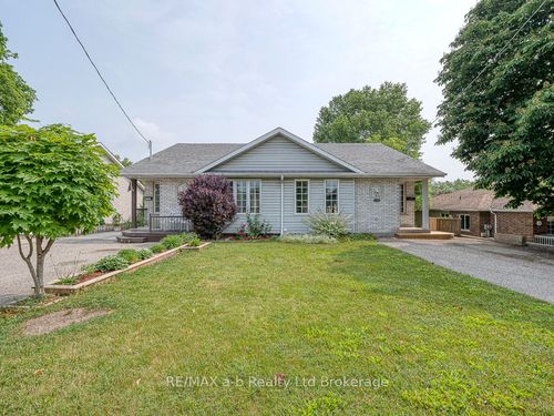 163 Bond St, Ingersoll, ON, N5C4C2 | Card Image