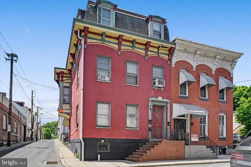 201 N 2nd St, POTTSVILLE, PA, 17901-2540 | Card Image