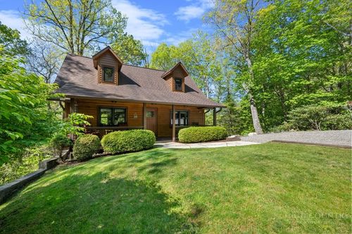 133 Brown Mountain Ridge Rd, Blowing Rock, NC, 28605-9715 | Card Image