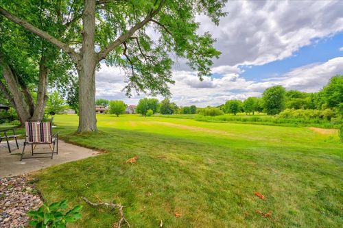 6683 Charlie Grimm Rd, Windsor, WI, 53598-9777 | Card Image