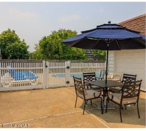 109 Washington Ave, Point Pleasant Beach, NJ, 08742-3364 | Card Image