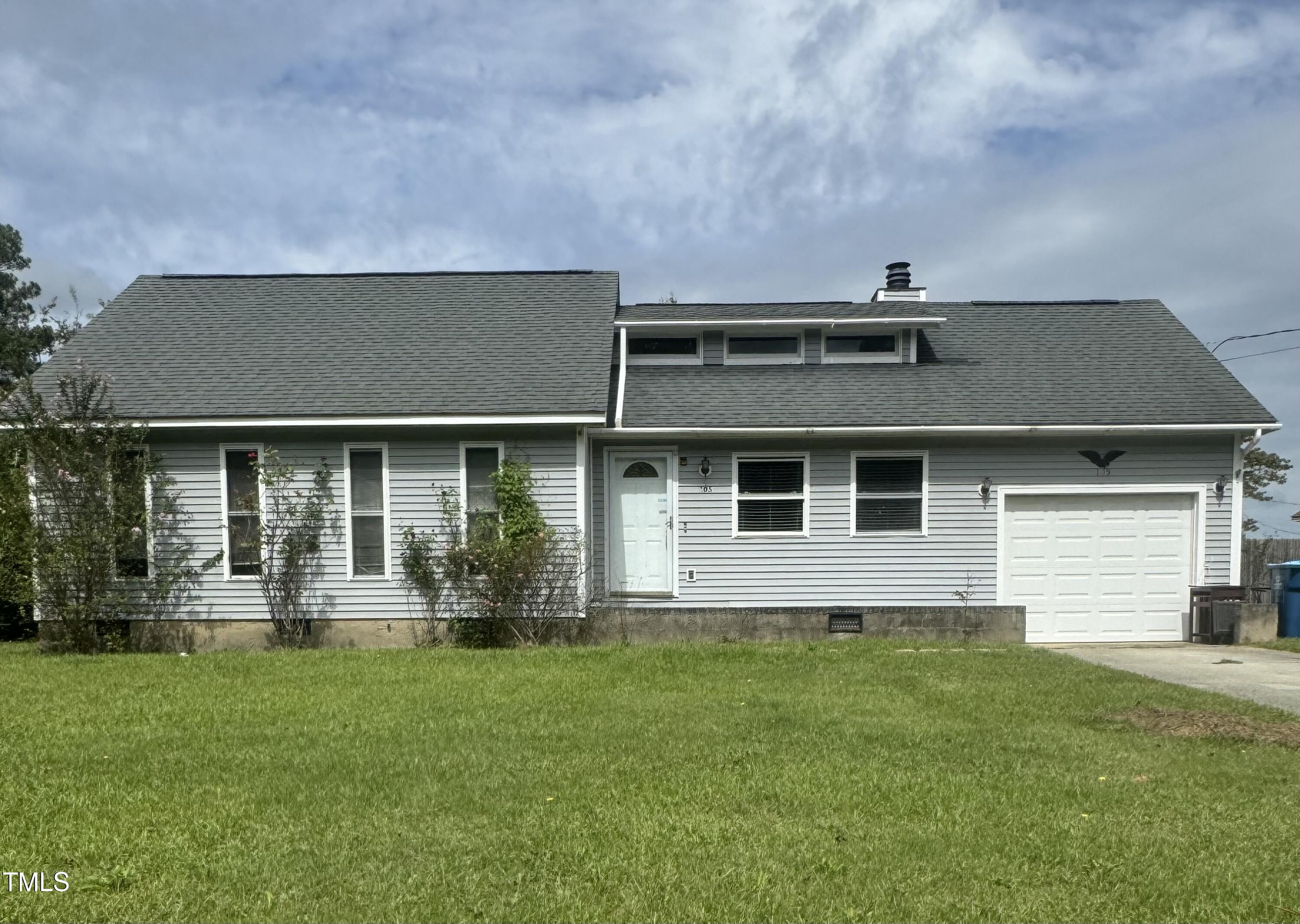 Gum St, Dunn, NC 28334