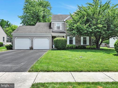 138 Laurie Ln, LITITZ, PA, 17543-8134 | Card Image