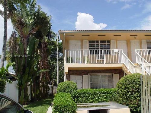 1-2665 Middle River Dr, Fort Lauderdale, FL, 33306-1433 | Card Image