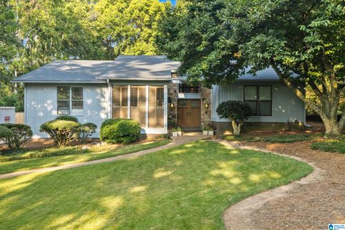 2148 Brookdale Ln, Vestavia Hills, AL, 35216-1754 | Card Image
