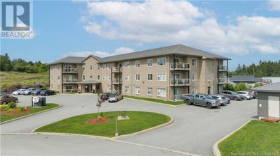 17 - 130 Arlington Cres, Home with 2 bedrooms, 1 bathrooms and null parking in Saint John NB | Image 1