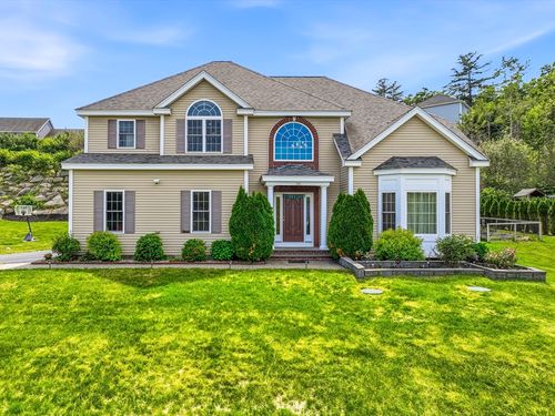 120 Mohawk Path, Holliston, MA, 01746-3310 | Card Image