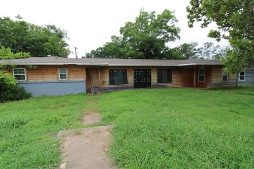 a-17 Macarthur Dr, Denison, TX, 75020-8321 | Card Image