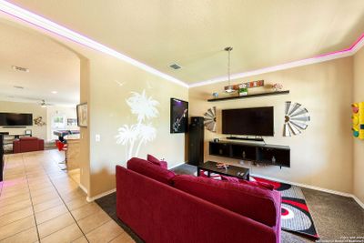 9923 Fuchsia View, House other with 3 bedrooms, 2 bathrooms and null parking in San Antonio TX | Image 2